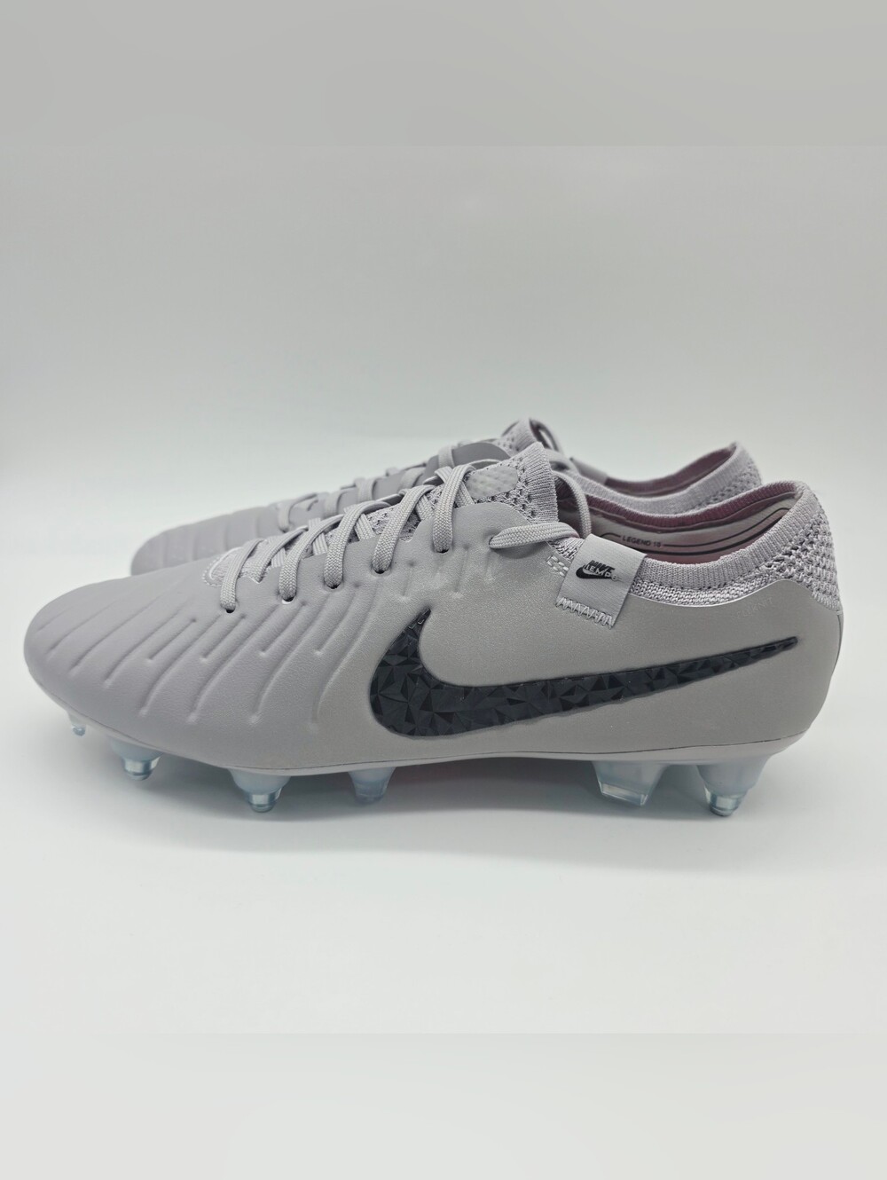 Nike Legend 10 Elite SG ACC Men’s Grey Soccer Cleats HF4375 001 Men Size 8.5